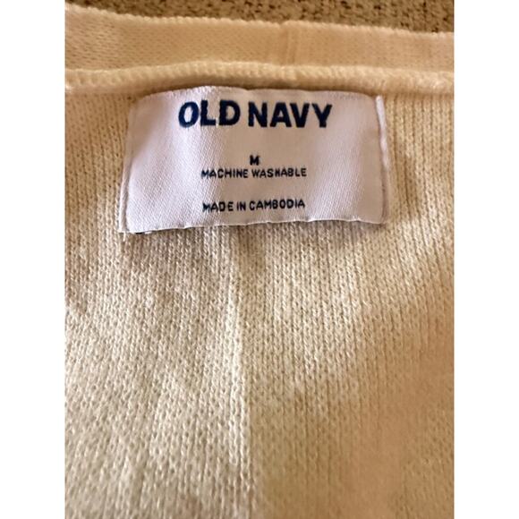 Old Navy NWT 3-Sweater Bundle – Size M (Gray, Cream, Black) - Picture 6 of 7